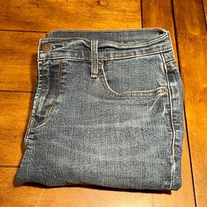 Old Navy Original Mid Rise Straight Leg Denim Jeans Women's 6 Short S945-125